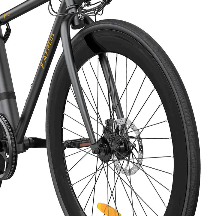 Schwarz 28 Zoll City E-Bike Rennrad 250W 320Wh Akku 80km Reichweite