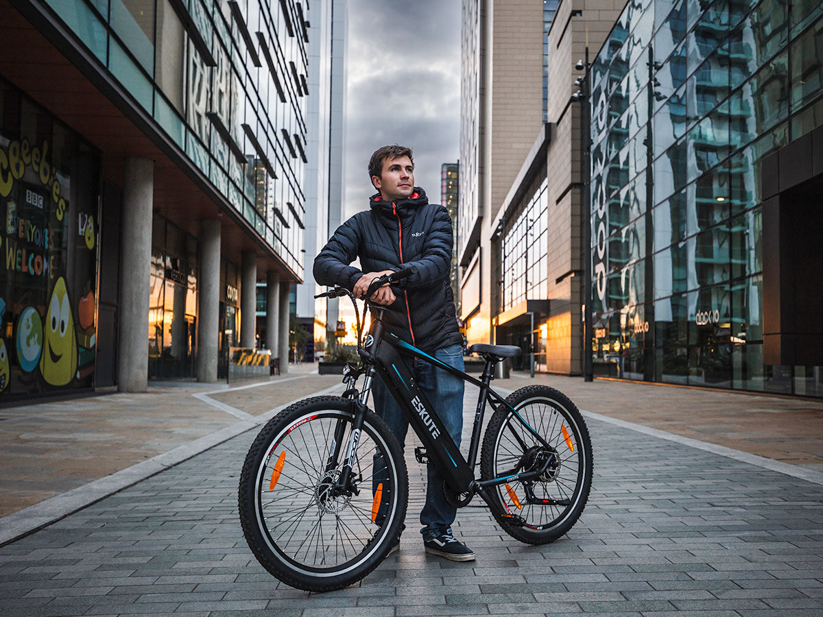 Mit Netuno MTB auf der Straße