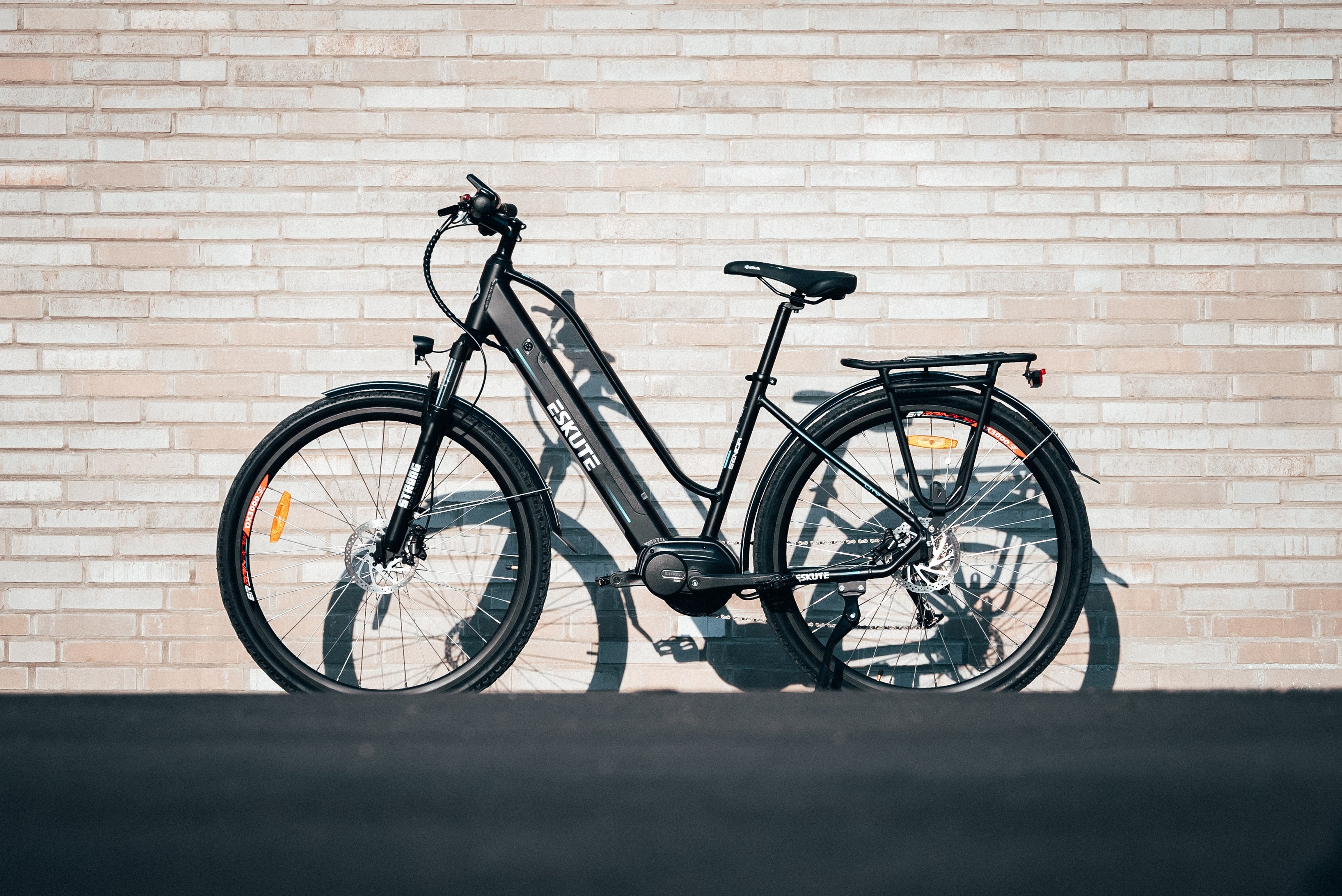 Eskute E-Bike mit Mittelmotor