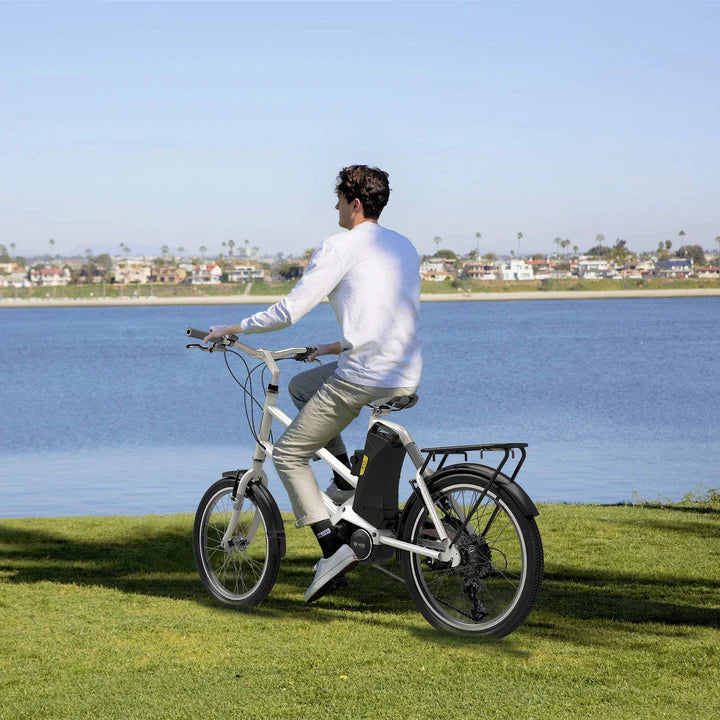 Vélo électrique de trekking blanc de 20 pouces, batterie de 250W, 290Wh, autonomie de 60km